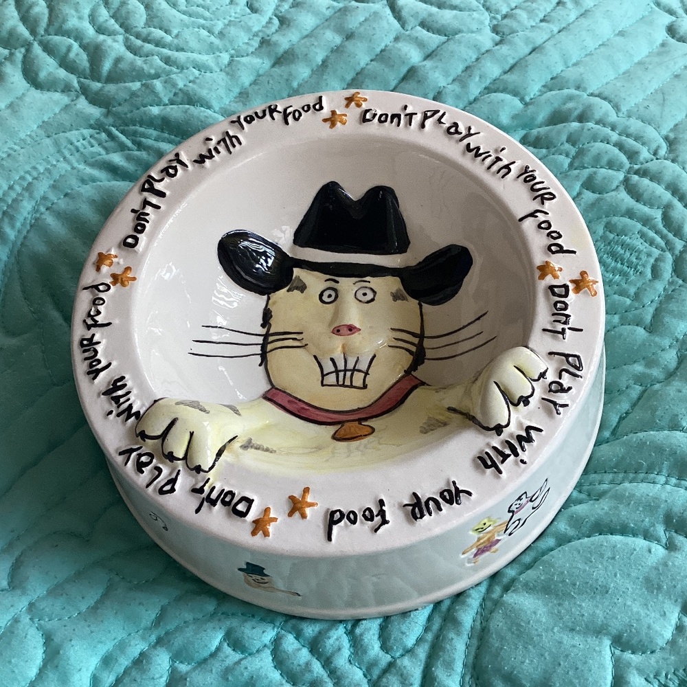 VINTAGE ‘DON’T PLAY WITH YOUR FOOD’ CERAMIC 3-D DOG BOWL